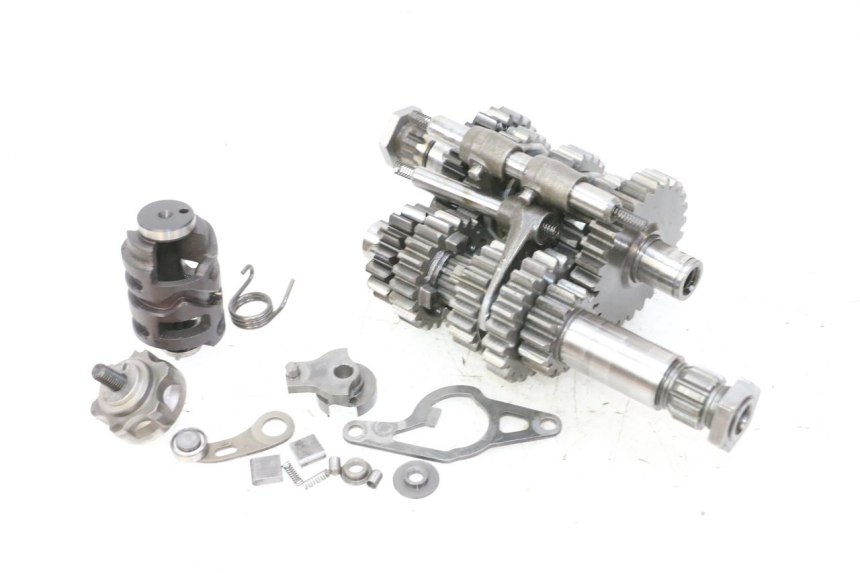 photo de CAJA CAMBIOS YAMAHA YZF YZ-F 450 (2014 - 2016) - Detalles de los puntos de fijación