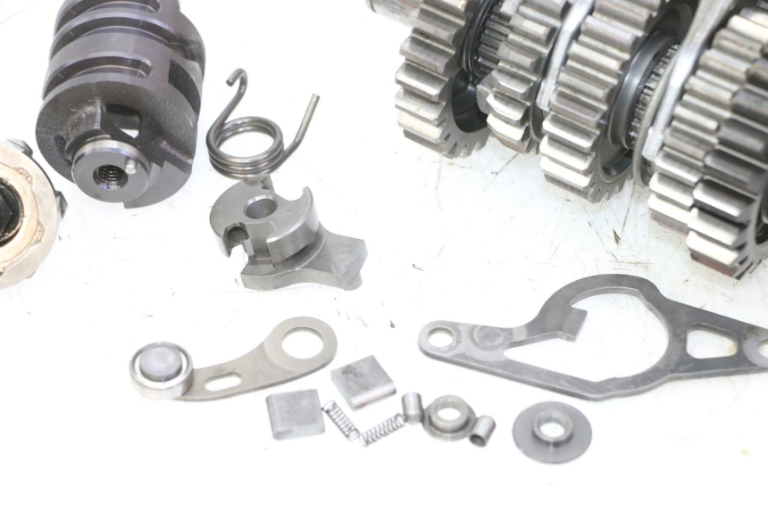 photo de CAJA CAMBIOS YAMAHA YZF YZ-F 450 (2014 - 2016) - Características distintivas