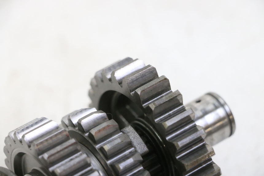 photo de CAJA CAMBIOS YAMAHA YZF YZ-F 450 (2014 - 2016) - Detalles de los puntos de fijación