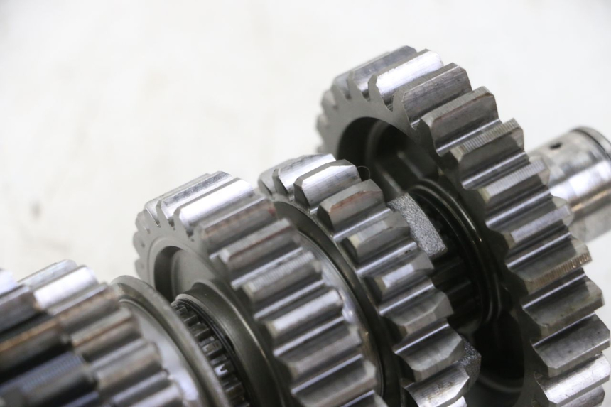 photo de CAJA CAMBIOS YAMAHA YZF YZ-F 450 (2014 - 2016) - Estado de la superficie y material