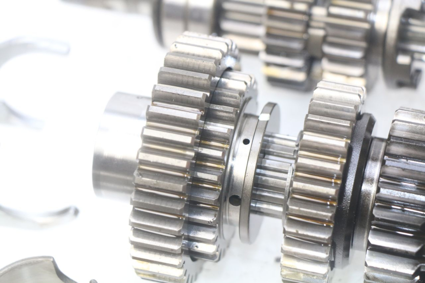 photo de CAJA DE CAMBIOS KAWASAKI ZR7 ZR-7 S 750 (1999 - 2004) - Zoom calidad de ocasión