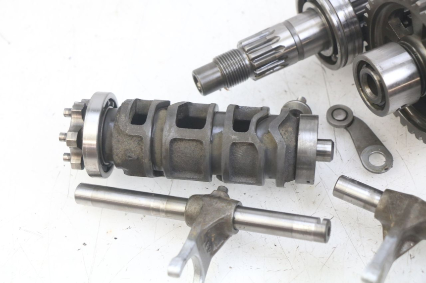 photo de CAJA DE CAMBIOS KAWASAKI ZX-6R ZX6R 600 (1995 - 1997) - Enfoque en la estructura