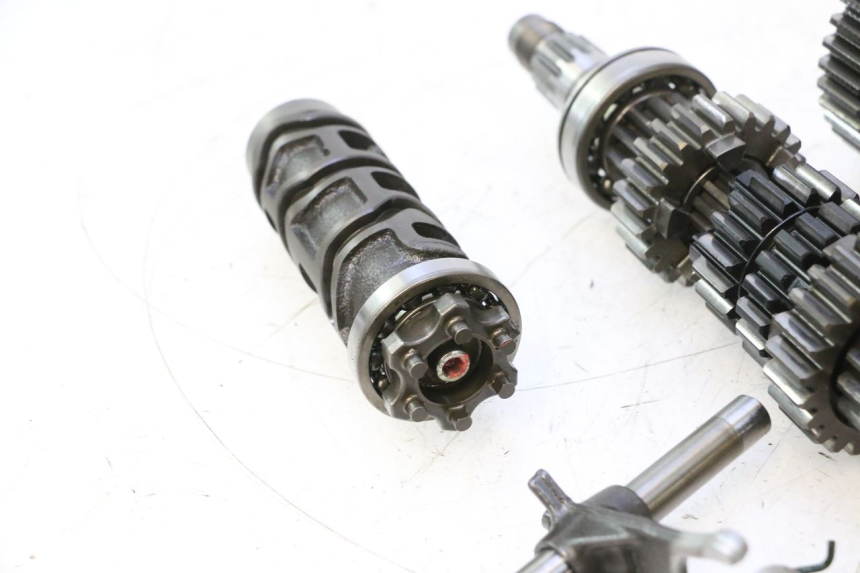 photo de CAJA CAMBIOS KAWASAKI ZX-6R ZX6R 600 (2000 - 2002) - Zoom calidad de ocasión