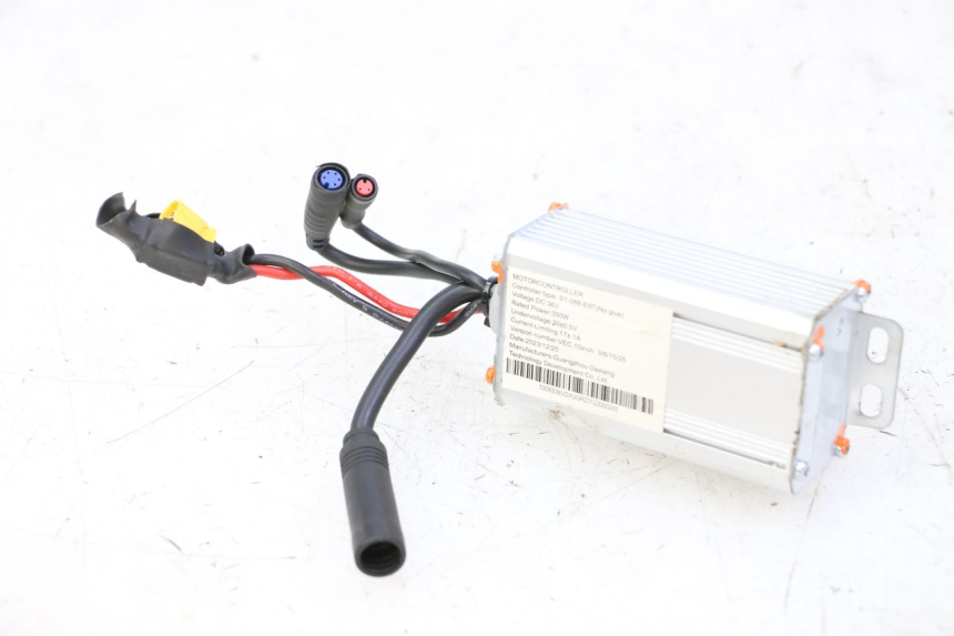 photo de CAJA CDI URBANGLIDE 100XS 1 - Detalle de la pieza