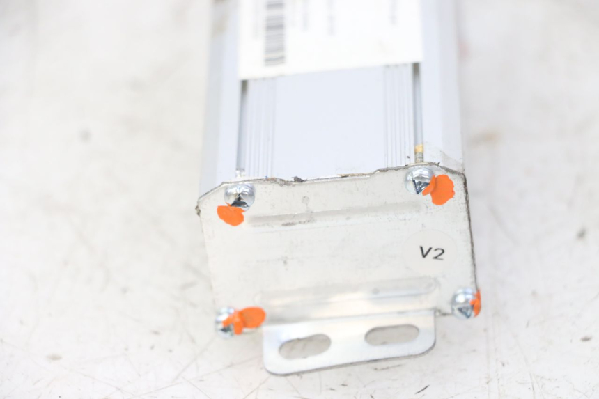 photo de CAJA CDI URBANGLIDE 100XS 1 - Primer plano técnico