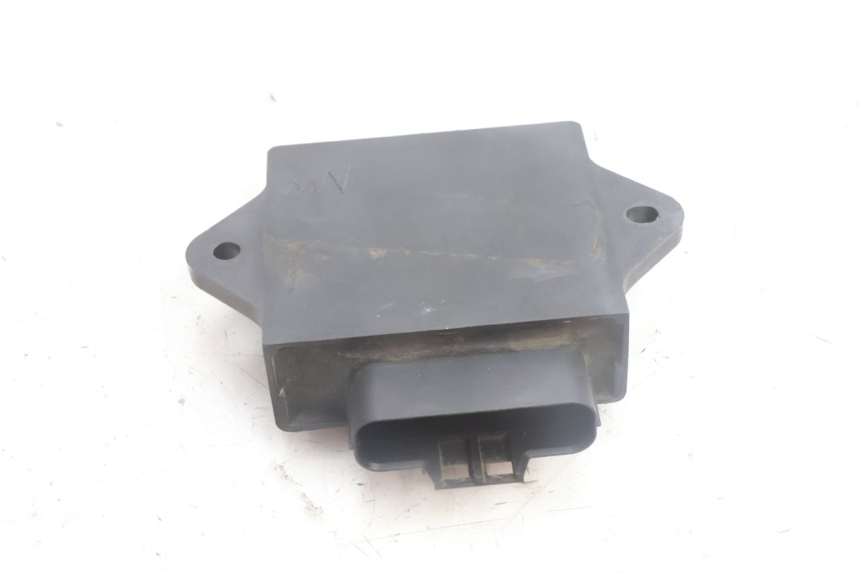 photo de UNIDAD DE CONTROL CDI YAMAHA BW'S BWS 125 (2010 - 2013) - Primer plano técnico