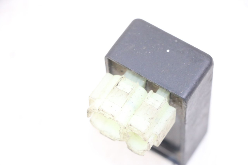 photo de CDI DAELIM BESBI 125 (2007 - 2008) - Detalle de la pieza