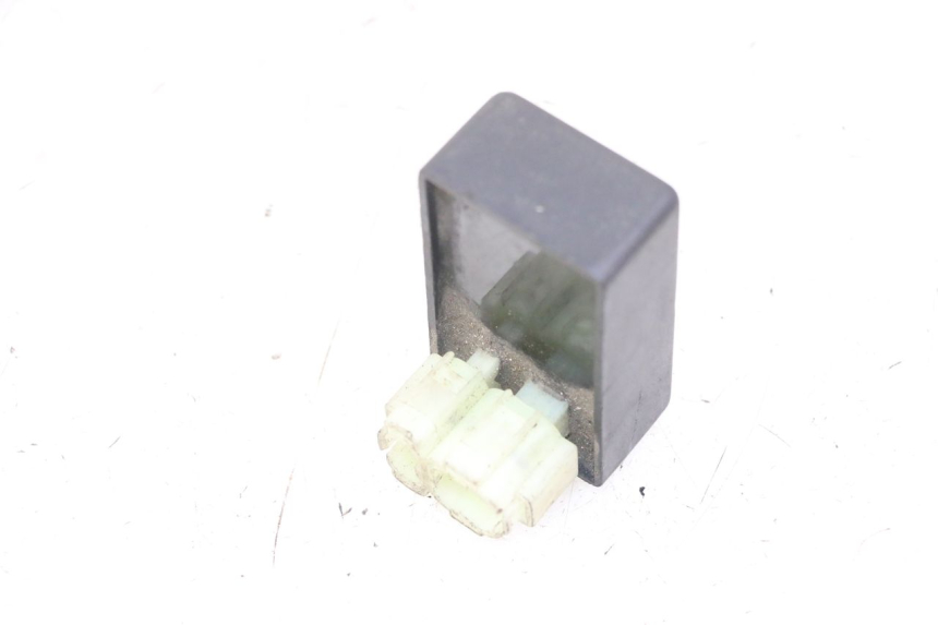 photo de CDI DAELIM BESBI 125 (2007 - 2008) - Primer plano técnico