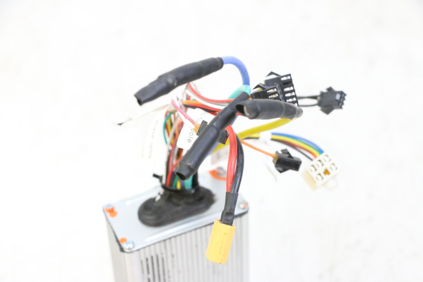 photo de CDI URBANGLIDE E-CROSS PRO 1 - Zoom estado de uso