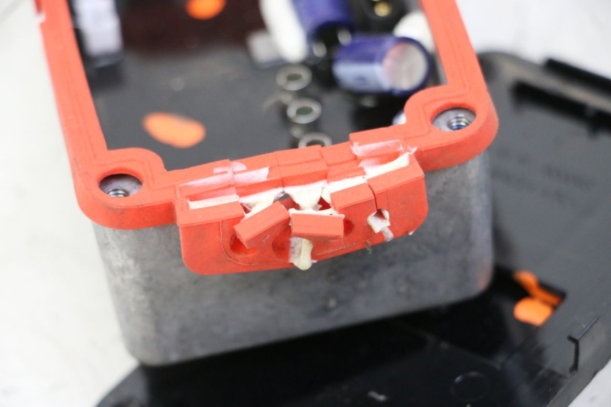 photo de CAJA CDI SEGWAY NINEBOT E2 1 - Primer plano de alta resolución