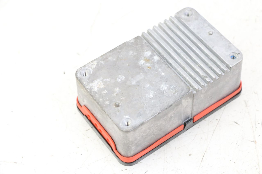 photo de CAJA CDI SEGWAY NINEBOT E2 1 - Detalles de los puntos de fijación