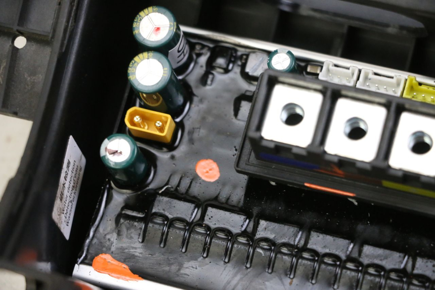 photo de CAJA CDI SEGWAY NINEBOT F40E 1 - Características distintivas