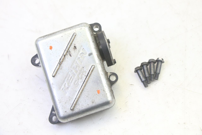 photo de CDI HONDA FES S-WING SWING ABS 125 (2007 - 2015) - Estado de la superficie y material