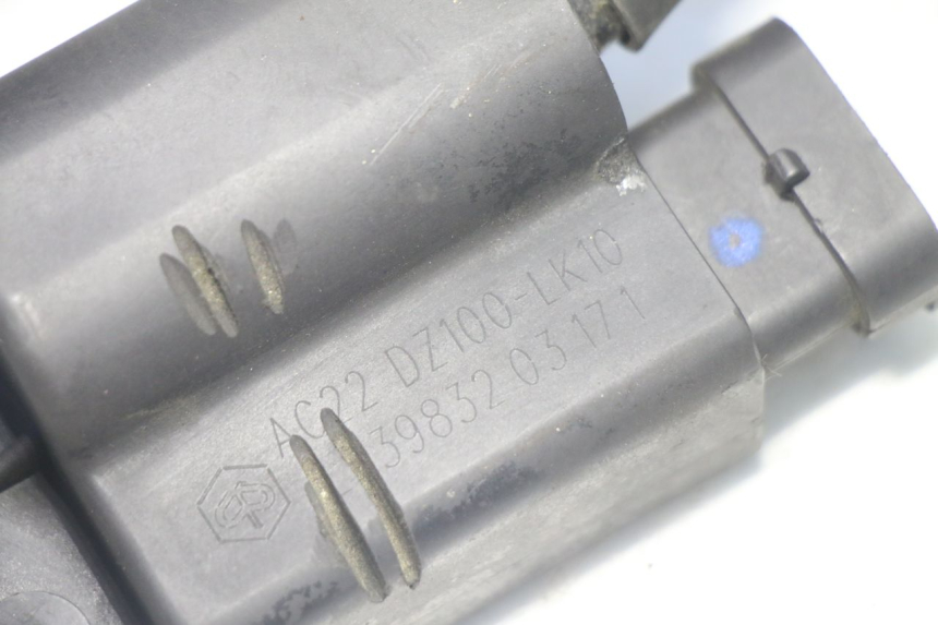 photo de CDI UNIDAD DE CONTROL PIAGGIO FLY 4T 50 (2013 - 2017) - Estado de la superficie y material