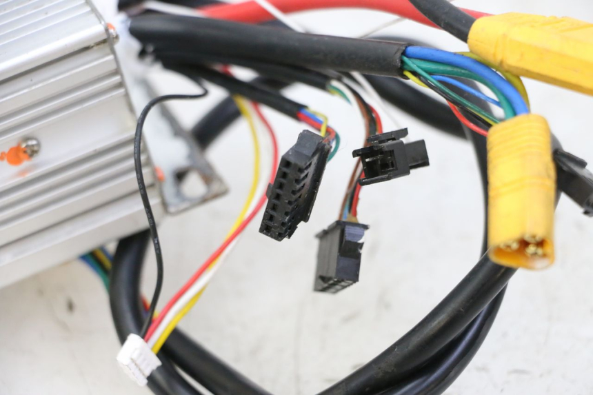 photo de CDI KUKIRIN G2 MASTER 1 - Otra perspectiva