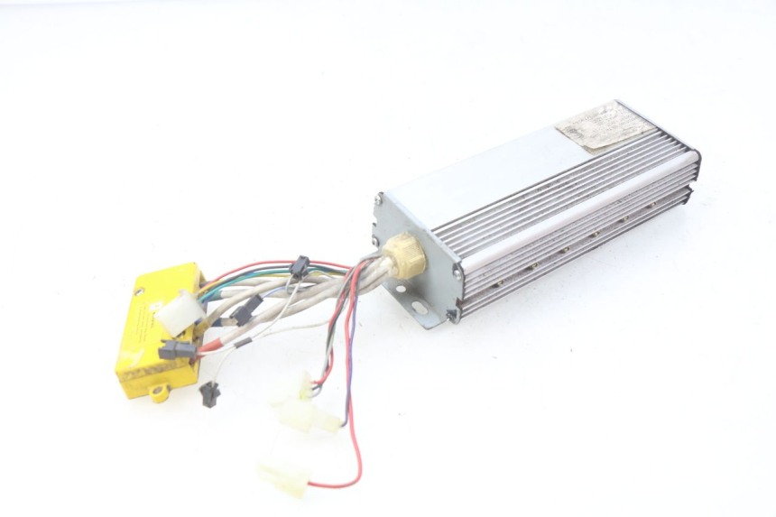 photo de UNIDAD DE CONTROL CDI EUROCKA GREEN 1 - Estado de la superficie y material