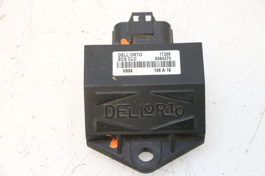 photo de UNIDAD DE CONTROL CDI SYM JET 14 4T 50 (2018 - 2022) - Primer plano técnico