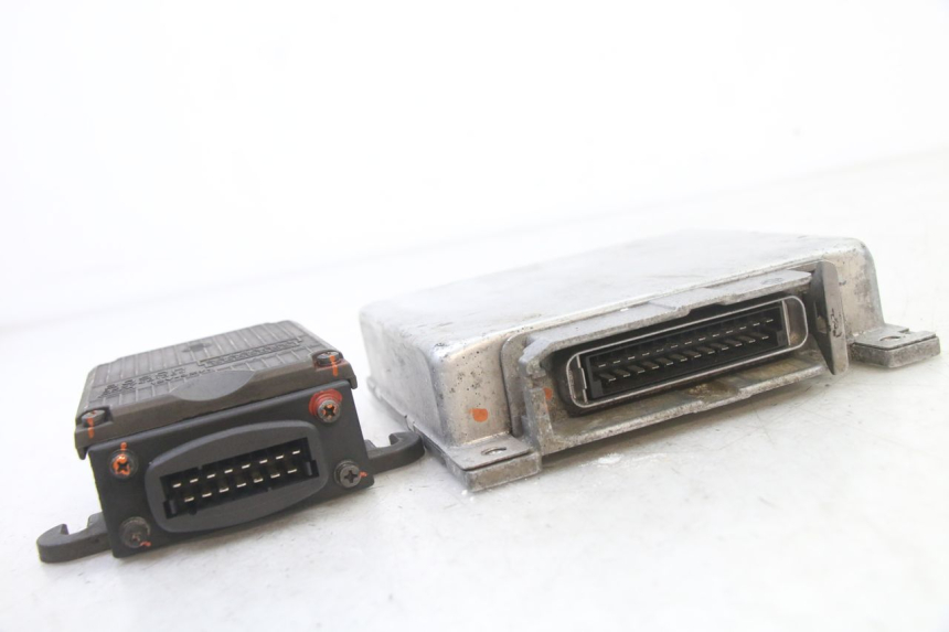 photo de CDI BMW K 75 RT 750 (1989 - 1997) - Primer plano técnico