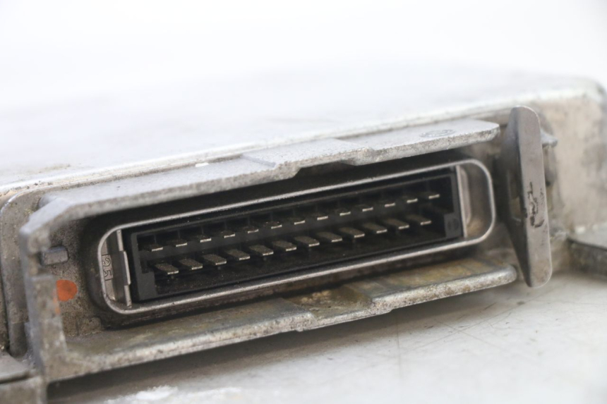 photo de CDI BMW K 75 RT 750 (1989 - 1997) - Detalles de los puntos de fijación