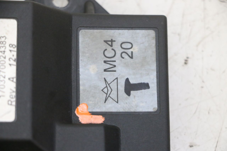 photo de CDI RIEJU MRT 50 (2018 - 2021) - Detalles de los puntos de fijación