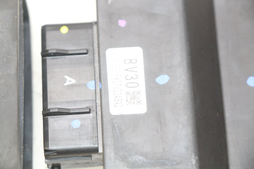 photo de UNIDAD DE CONTROL CDI YAMAHA N-MAX NMAX 125 (2017 - 2020) - Zoom estado de uso