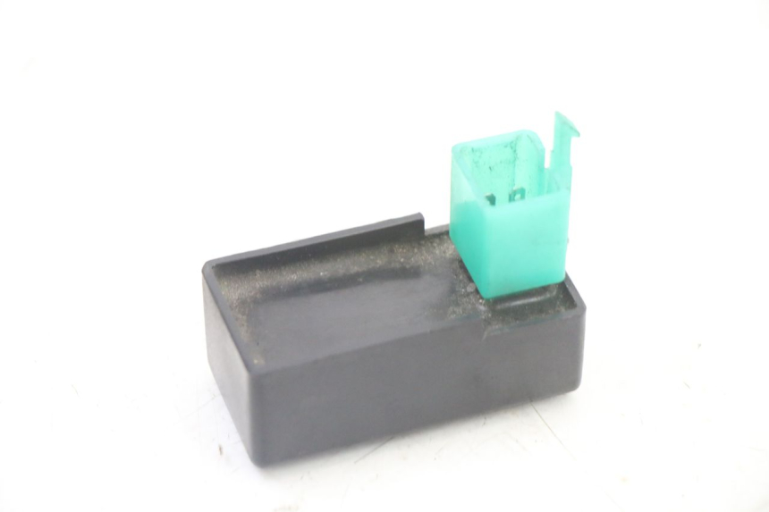 photo de UNIDAD DE CONTROL CDI PEUGEOT KISBEE 4T 50 (2018 - 2022) - Zoom estado de uso