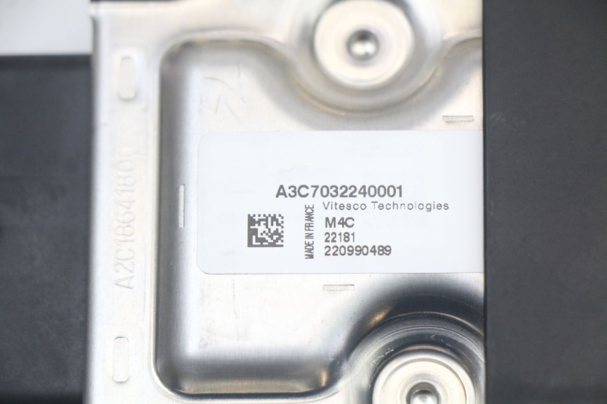 photo de CDI ROYAL ENFIELD CONTINENTAL GT 650 (2019 - 2024) - Primer plano técnico