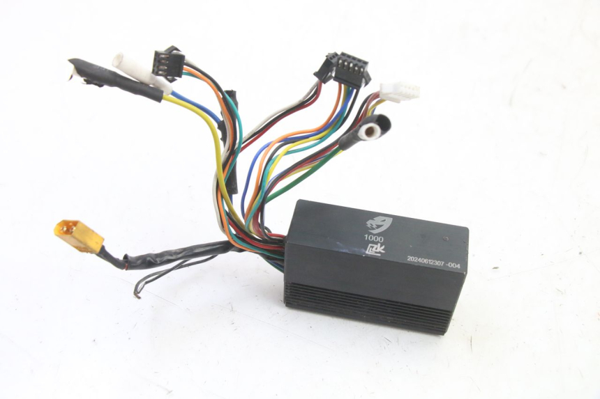 photo de CAJA CDI NAMI STELLAR 1 - Primer plano técnico