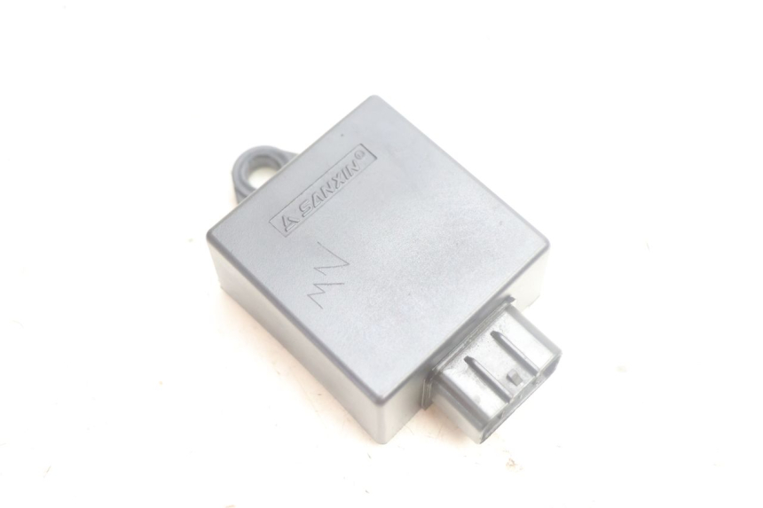 photo de CDI PEUGEOT STREETZONE NAKED 2T 50 (2014 - 2018) - Vista principal