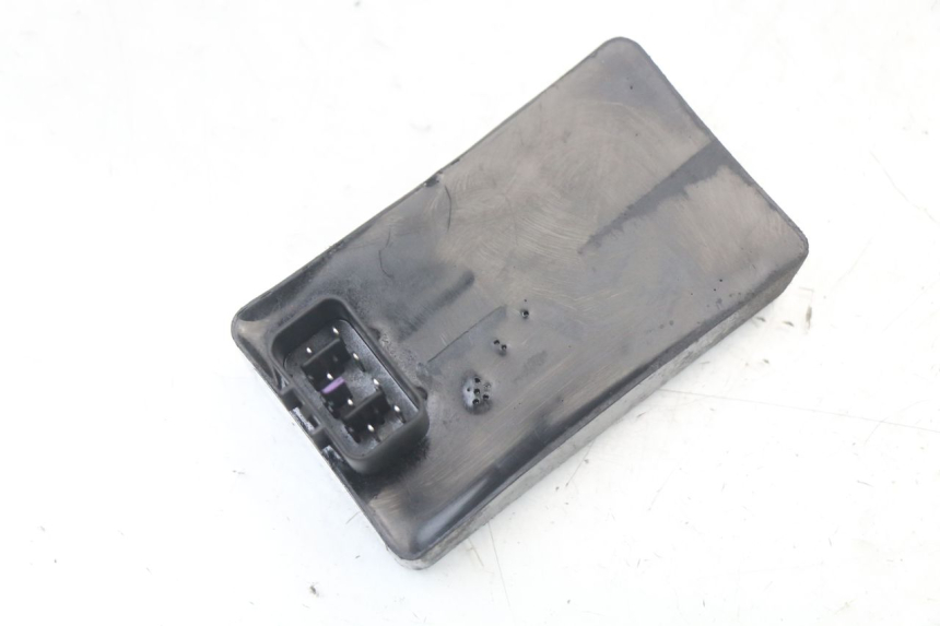 photo de CDI KYMCO SUPER 8 125 (2008 - 2015) - Detalles de los puntos de fijación