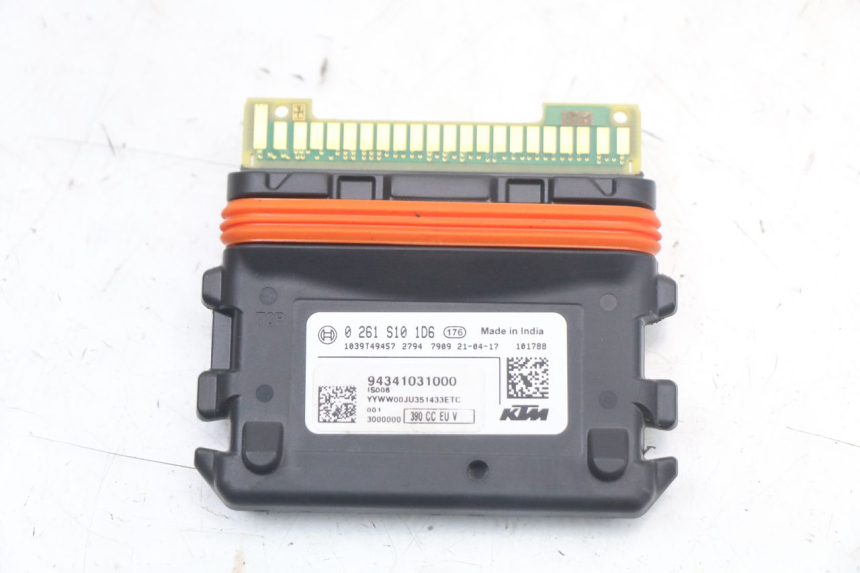 photo de CDI HUSQVARNA SVARTPILEN 401 (2018 - 2023) - Vista principal