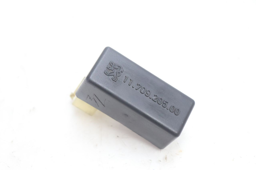 photo de CDI PEUGEOT TREKKER TKR 50 (2005 - 2014) - Zoom estado de uso