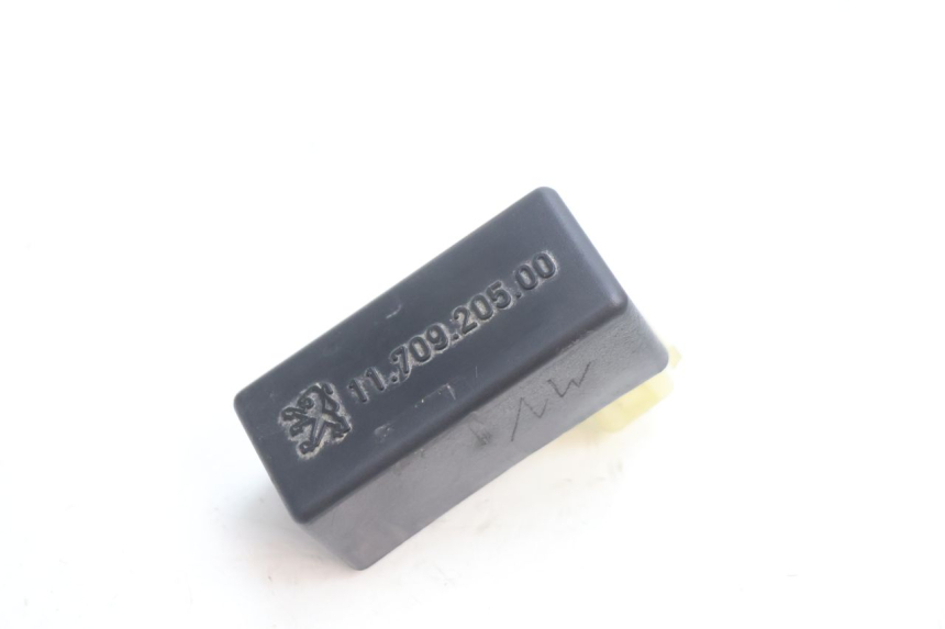 photo de CDI PEUGEOT TREKKER 50 (1995 - 2004) - Zoom estado de uso