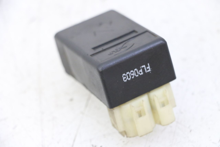 photo de UNIDAD DE CONTROL CDI VONROAD YIBEN 125 (2006 - 2010) - Otra perspectiva