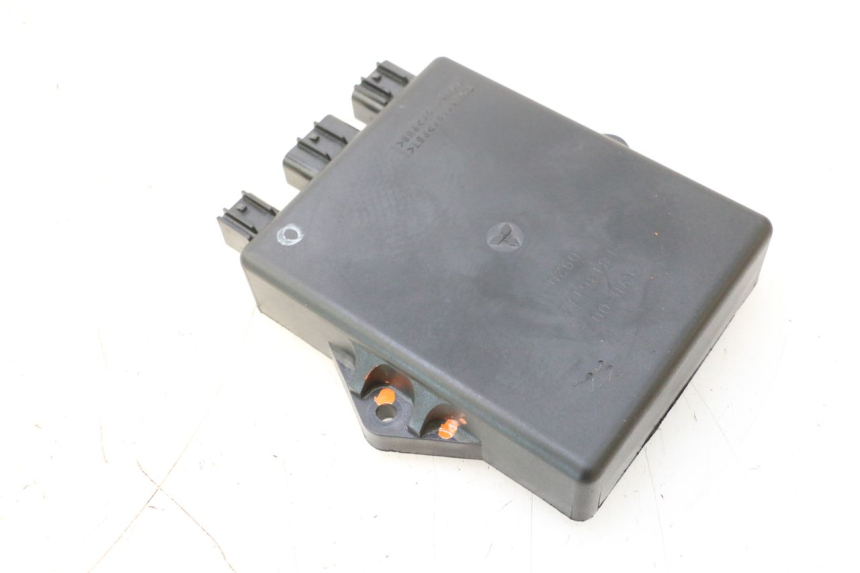 photo de CDI YAMAHA WAVE RUNNER GP R 1200 (2000 - 2003) - Detalles de los puntos de fijación