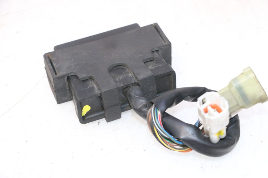 photo de UNIDAD DE CONTROL CDI YAMAHA YP MAJESTY 125 (1998 - 2001) - Otra perspectiva