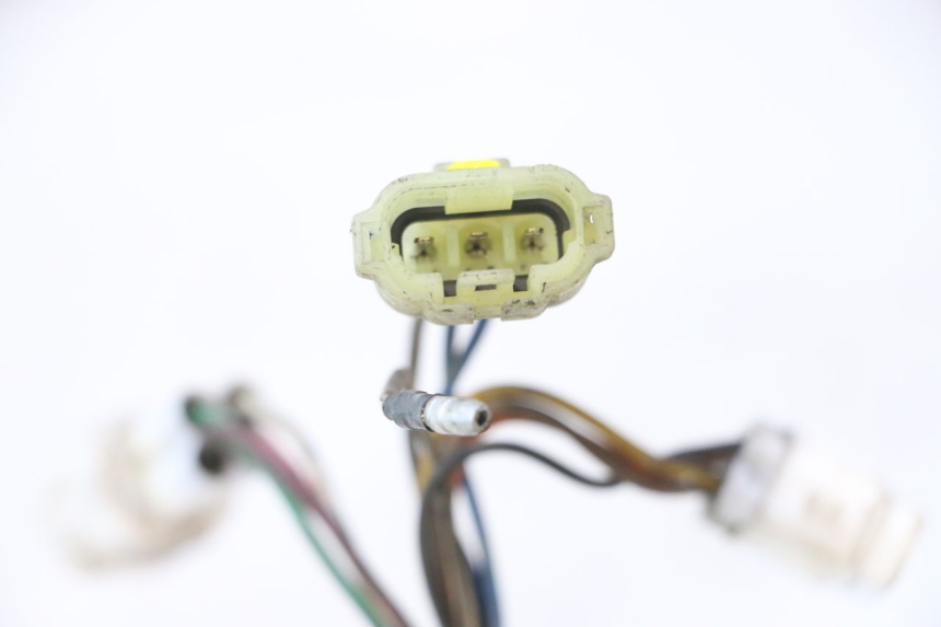 photo de UNIDAD DE CONTROL CDI YAMAHA YP MAJESTY 125 (2007 - 2010) - Primer plano técnico