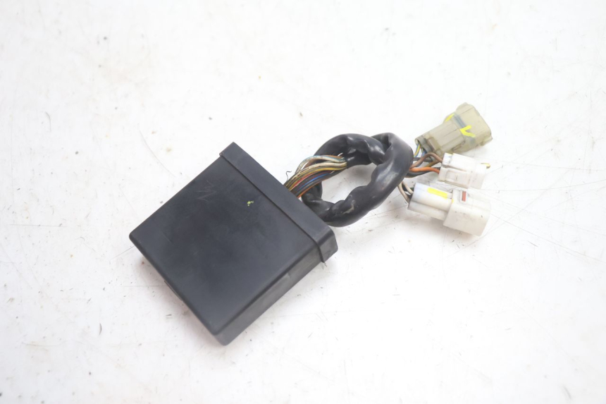 photo de UNIDAD DE CONTROL CDI YAMAHA YP MAJESTY 125 (2002 - 2006) - Otra perspectiva
