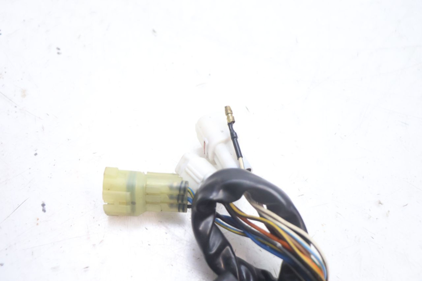 photo de UNIDAD DE CONTROL CDI YAMAHA YP MAJESTY 125 (2002 - 2006) - Primer plano técnico