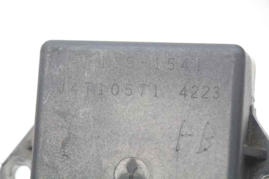 photo de CDI KAWASAKI ZR7 ZR-7 S 750 (1999 - 2004) - Otra perspectiva