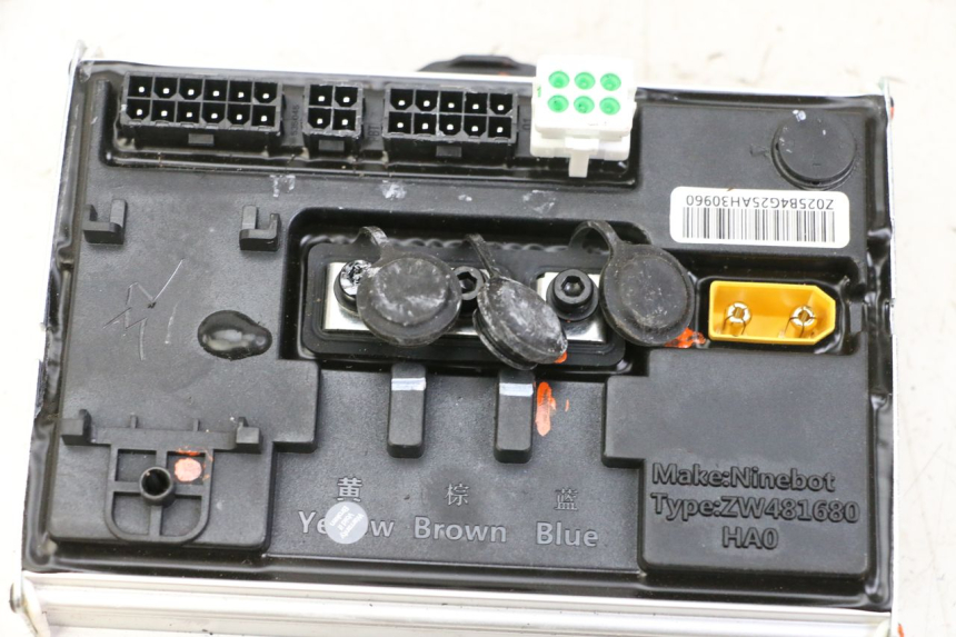 photo de CDI SEGWAY NINEBOT ZT3 PRO 1 - Recambio usado revisado