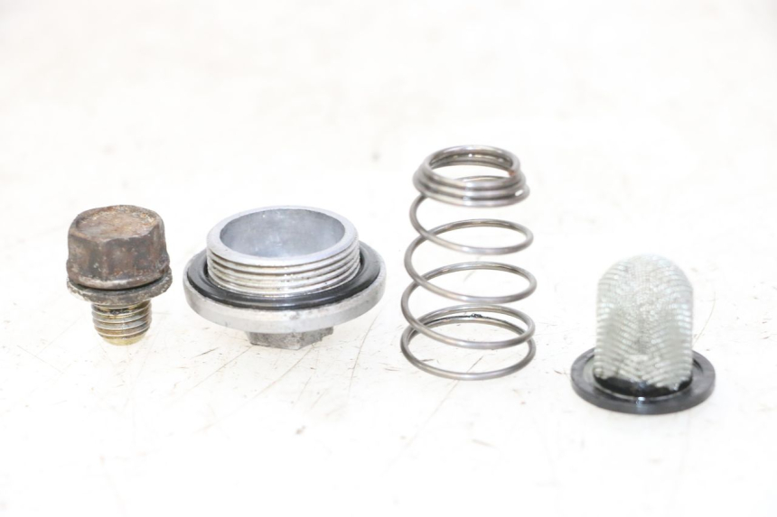 photo de MOTOR TAPA ACEITE KYMCO AGILITY 4T 50 (2005 - 2018) - Zoom estado de uso