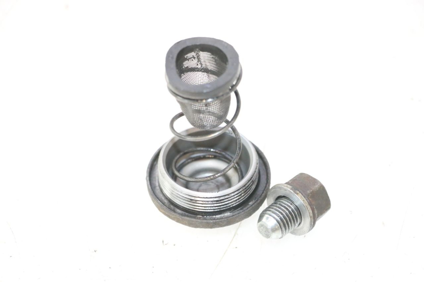 photo de MOTOR TAPA ACEITE SMC XROAD 150 - Detalle de la pieza