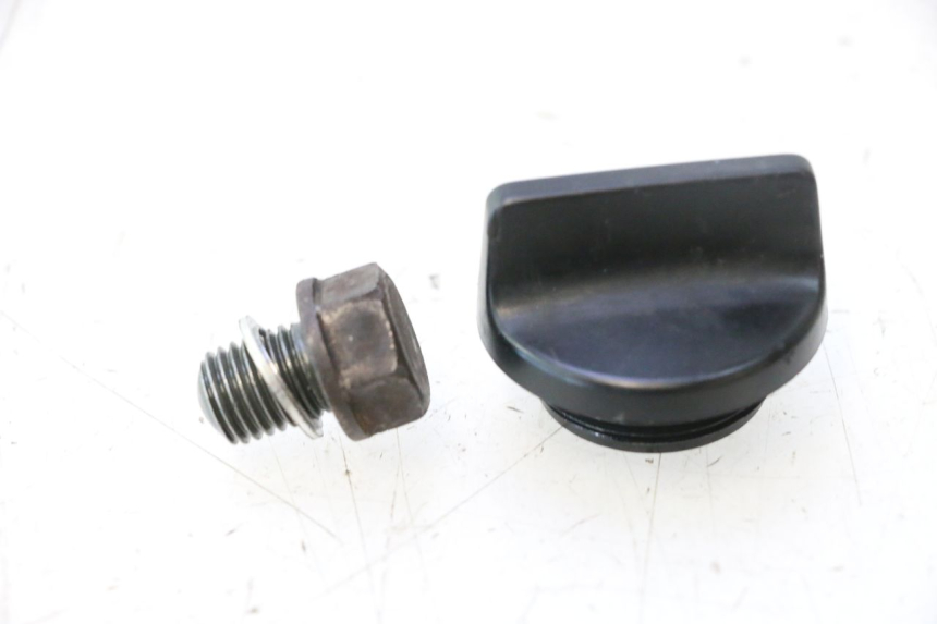 photo de MOTOR TAPA ACEITE KAWASAKI ZZR 600 (1995 - 2004) - Vista principal