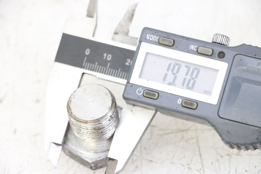 photo de TAPA HORQUILLA APRILIA RS 50 (1999 - 2005) - Detalle de la pieza