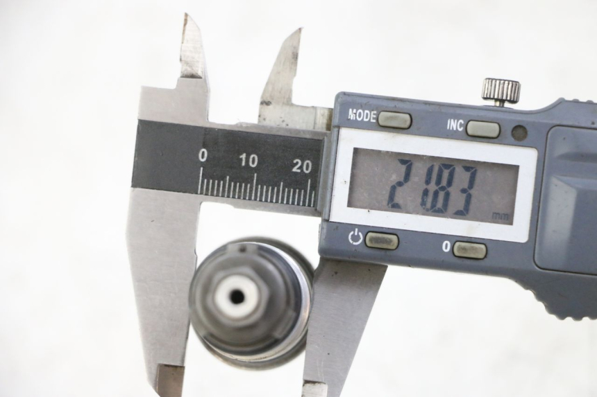 photo de TAPA HORQUILLA HONDA CR 85 (2003 - 2007) - Otra perspectiva