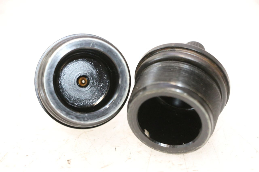 photo de TAPA HORQUILLA SUZUKI DR S 600 (1985 - 1989) - Zoom estado de uso