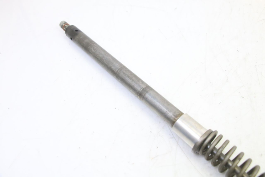 photo de TAPA HORQUILLA BMW G310 R 310 (2016 - 2020) - Detalle de la pieza