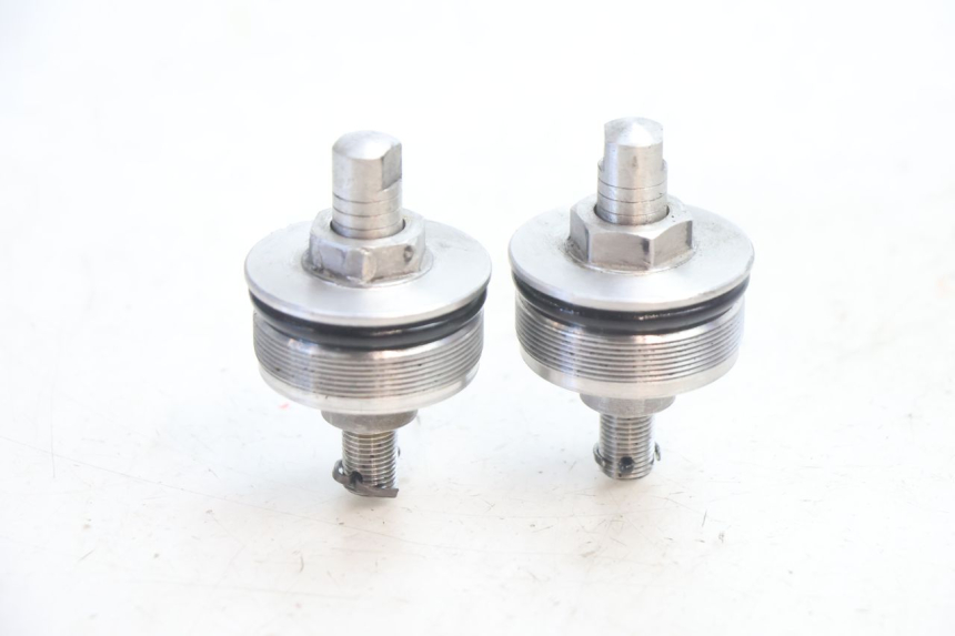 photo de TAPA HORQUILLA SUZUKI GSR 600 (2005 - 2012) - Vista principal