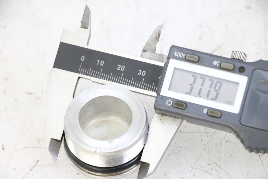 photo de TAPA HORQUILLA KAWASAKI ZR7 ZR-7 S 750 (1999 - 2004) - Detalle de la pieza